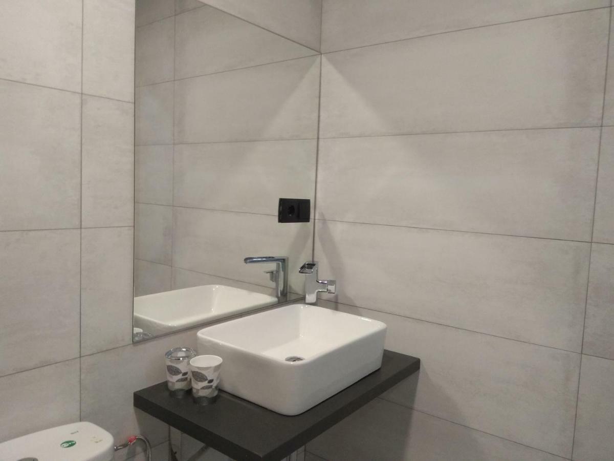 Caleros 8 Apartamento - Apartamentos De La Parte Antigua De Caces Kültér fotó